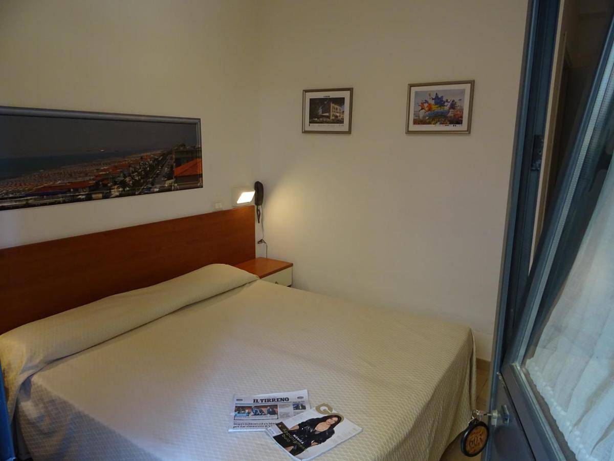 Small Double Room in Lido di Camaiore, Camaiore
