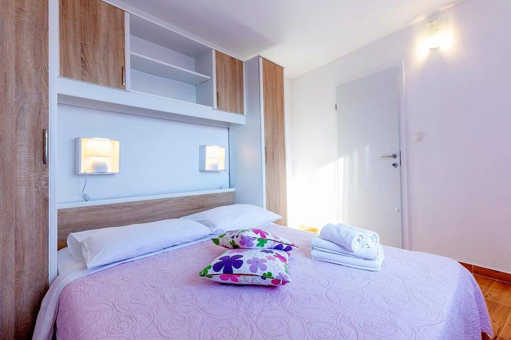 Prachtig huis met 2 slaapkamers in. in Celine, Split-Dalmatië