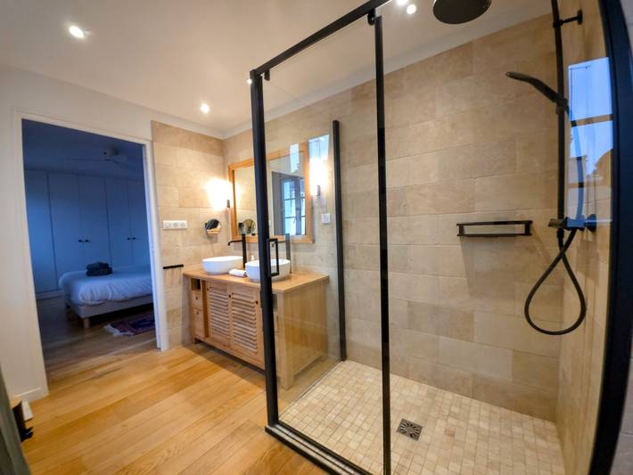 Location de vacances pour 6 personnes, avec Terrasse et Jardin à Auxerre - 4