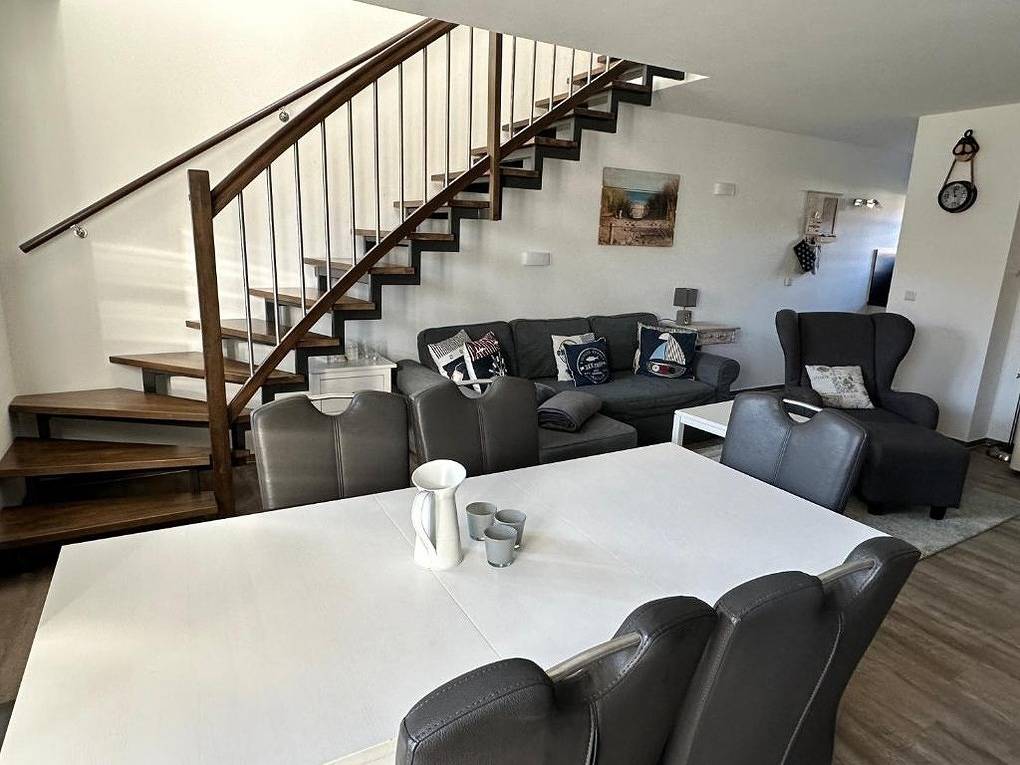 Ganze Ferienwohnung, Kapitänskajüte am Bakenberg in Nonnevitz, Dranske