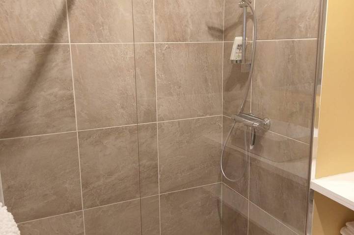 Appartement entier, Résidence du Parc \"Appart Romarin-avec Sauna.\" in Eaux-Bonnes, Béarn