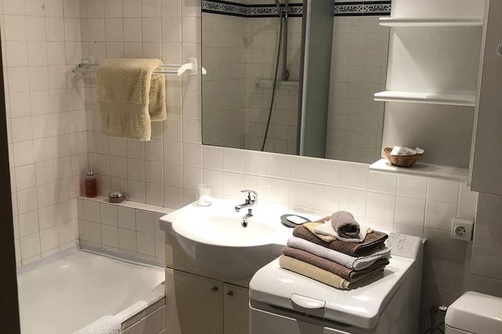 Appartement entier, Appartement 54m2 plein centre historique vue mer in Roscoff, Ceinture Dorée