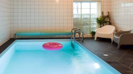 Ferienhaus für 11 Personen, mit Pool und Garten sowie Whirlpool und Sauna in Fredrikstad