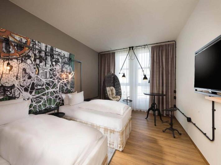 Apartamento entero, Seminaris Sunday Hotel Nürnberg - Habitación doble estándar in Núremberg, Frankenalb