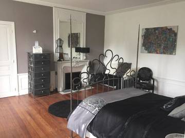 Chambre d’hôte pour 3 personnes, avec jardin et vue, animaux acceptés à Saint-Pierre-du-Regard
