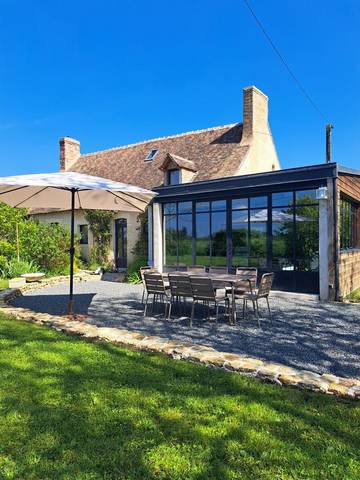 Gîte pour 8 personnes, avec jardin à Saint-Mars-sous-Ballon