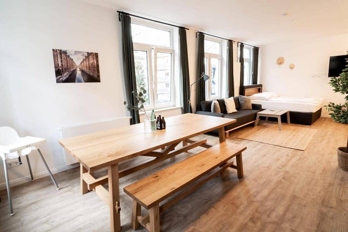 Ganze Wohnung, Hamburg Gem for 12 in Eimsbüttel Hamburg, Hamburg
