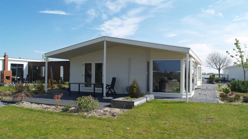 Chalet voor 6 personen, met zwembad en tuin, met huisdier in Susteren