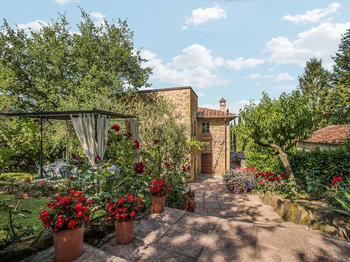 Ferienhaus für 10 Personen, mit Balkon und Whirlpool sowie Terrasse und Garten