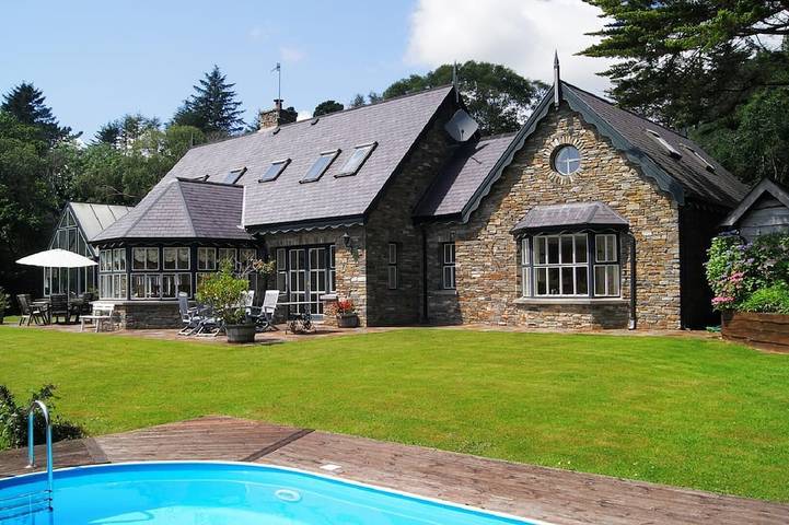 Ferienhaus für 8 Personen, mit Whirlpool und Terrasse sowie Garten und Sauna in Munster