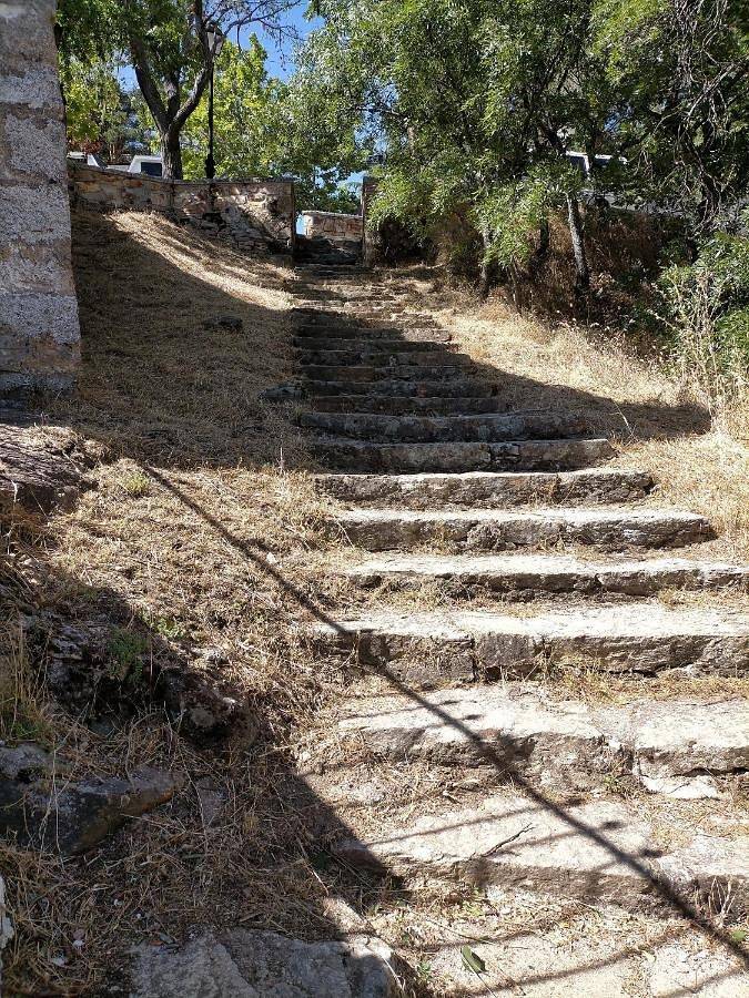 Casa rural para 8 personas, con jardín y vistas, Se admiten mascotas en Provincia de Madrid - 2