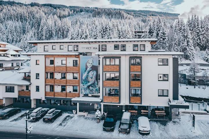 Hôtel pour 4 personnes, avec balcon ainsi que vue et sauna