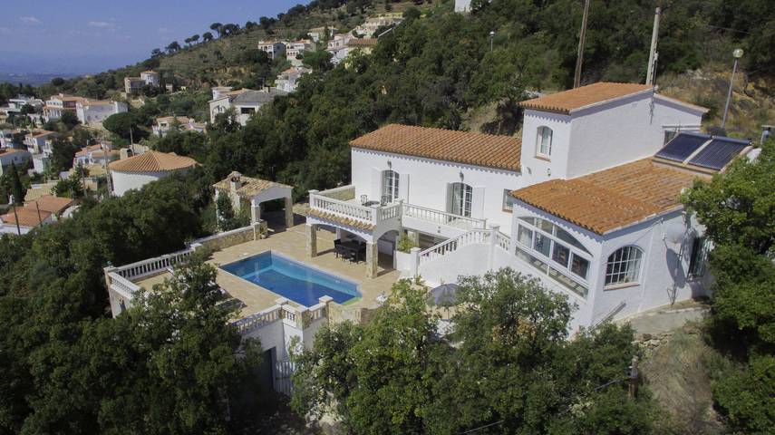 Villa pour 8 personnes avec jardin in El Mas Fumats, Roses