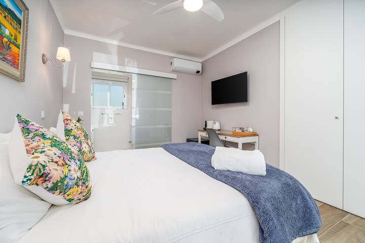 Chambre « Orange Blossom Grove - 3 » avec terrasse partagée, Wi-Fi et climatisation in São Bartolomeu de Messines, District de Faro