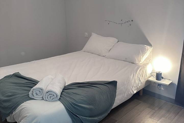 Location de vacances pour 14 personnes, avec jardin et terrasse dans Saint-Marc-le-Blanc - 3