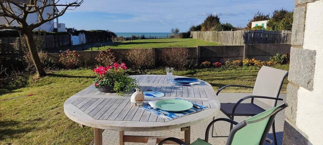 Location de vacances pour 7 personnes, avec terrasse et vue dans Plage Poudrantais