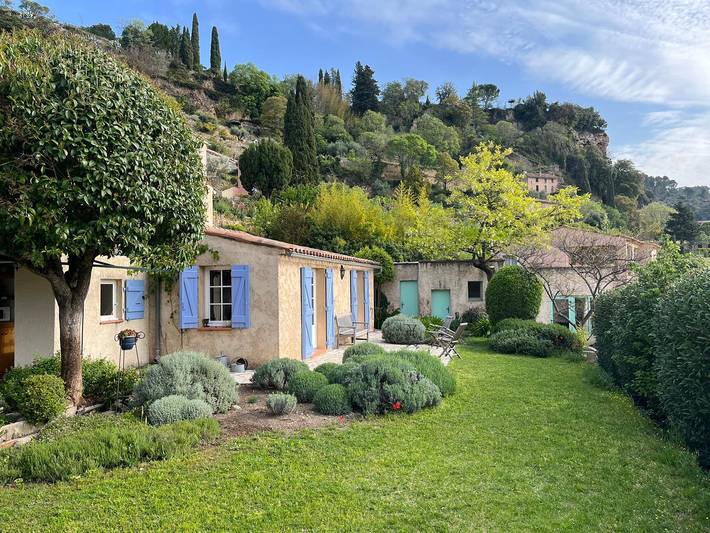 Gîte pour 4 personnes, avec piscine