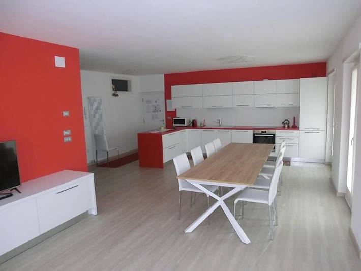 Gîte pour 9 personnes, avec Balcon ainsi que Terrasse et Vue dans Passo Del Tonale