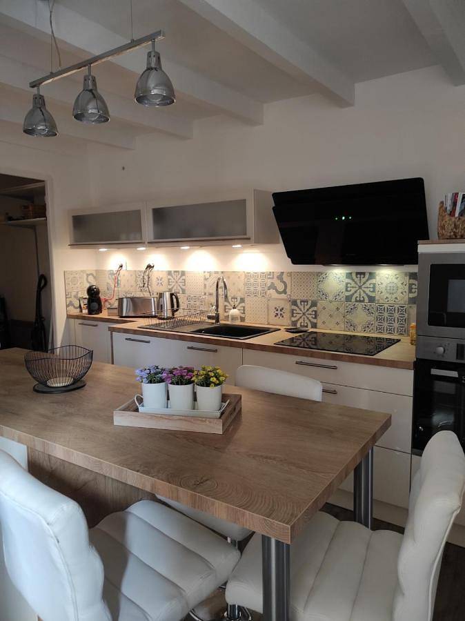 Location de vacances pour 7 personnes, avec terrasse à Conques-sur-Orbiel - 2