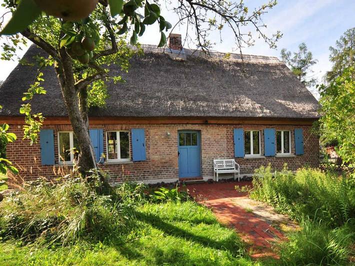 Ferienhaus für 10 Personen, mit Balkon und Terrasse sowie Garten und Sauna in Ueckermünde