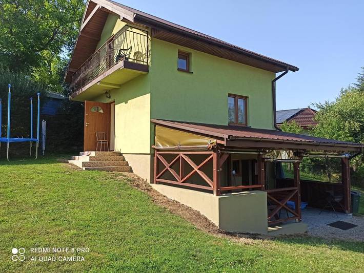 Ferienhaus für 8 Personen, mit Ausblick und Terrasse sowie Garten - 1