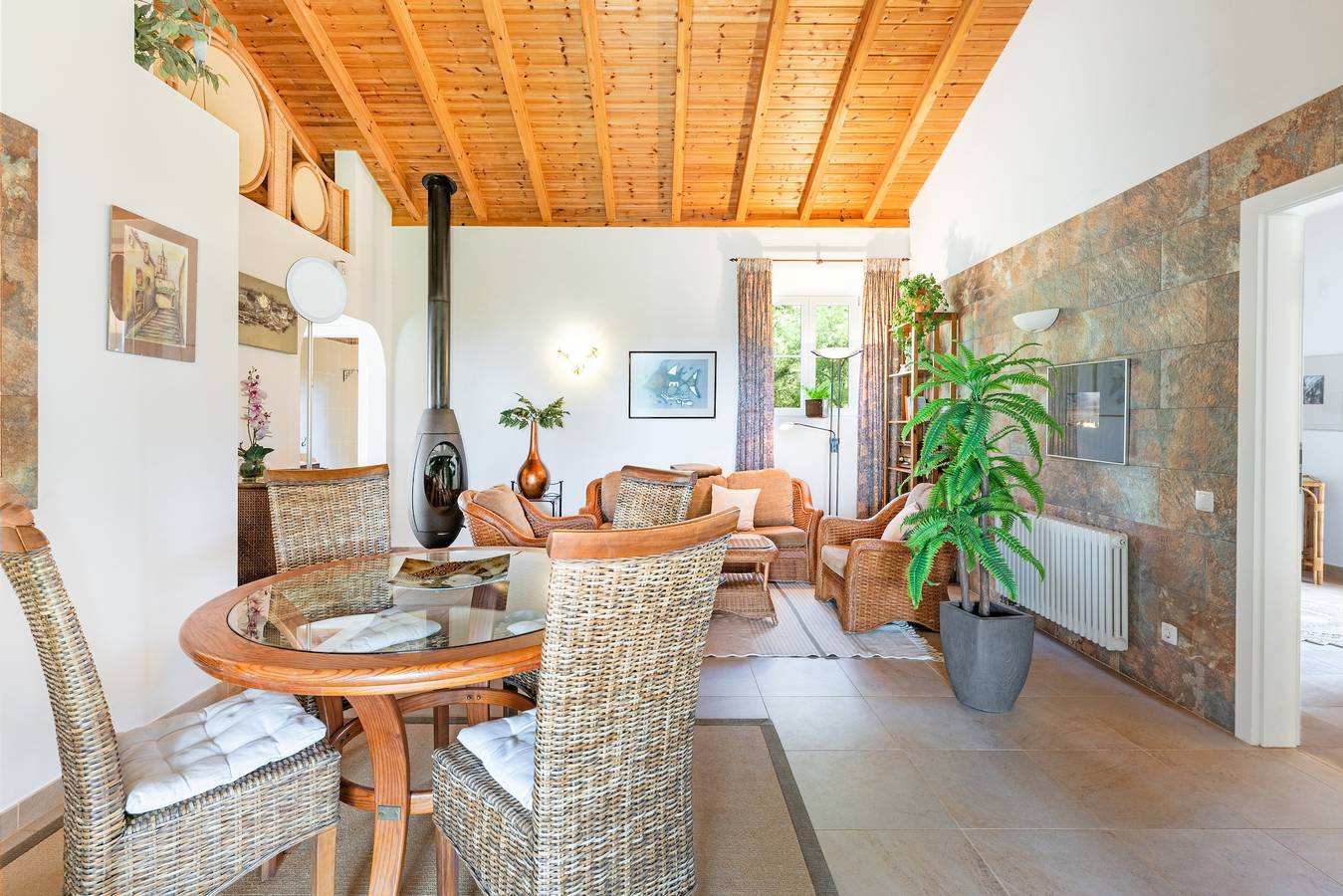 Casa de Férias 'Casa Pavão - Selão Da Eira' com Vista Mar, Piscina Partilhada e Wi-Fi in São Teotónio, Costa Alentejana
