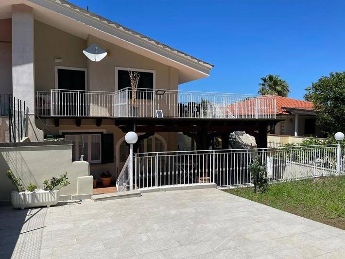 Ferienhaus für 10 Personen, mit Garten und Ausblick - 1