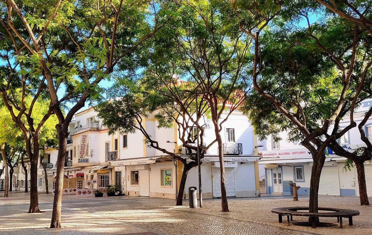 In Downtown - Villa Serenity in Albufeira, District de Faro