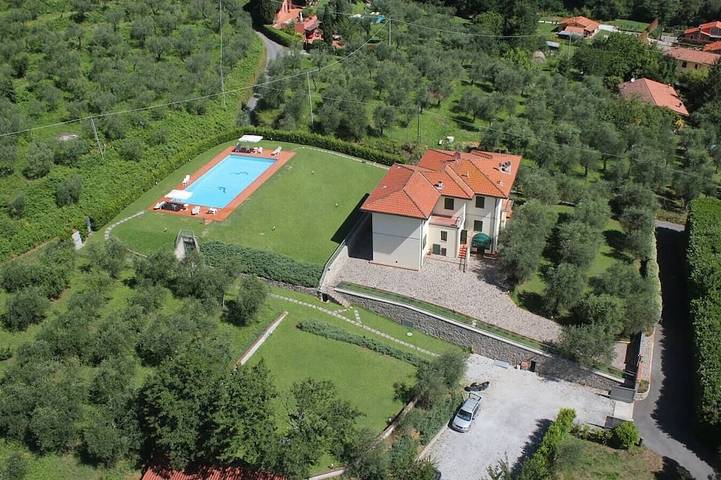 Villa per 20 persone, con giardino e balcone - 1
