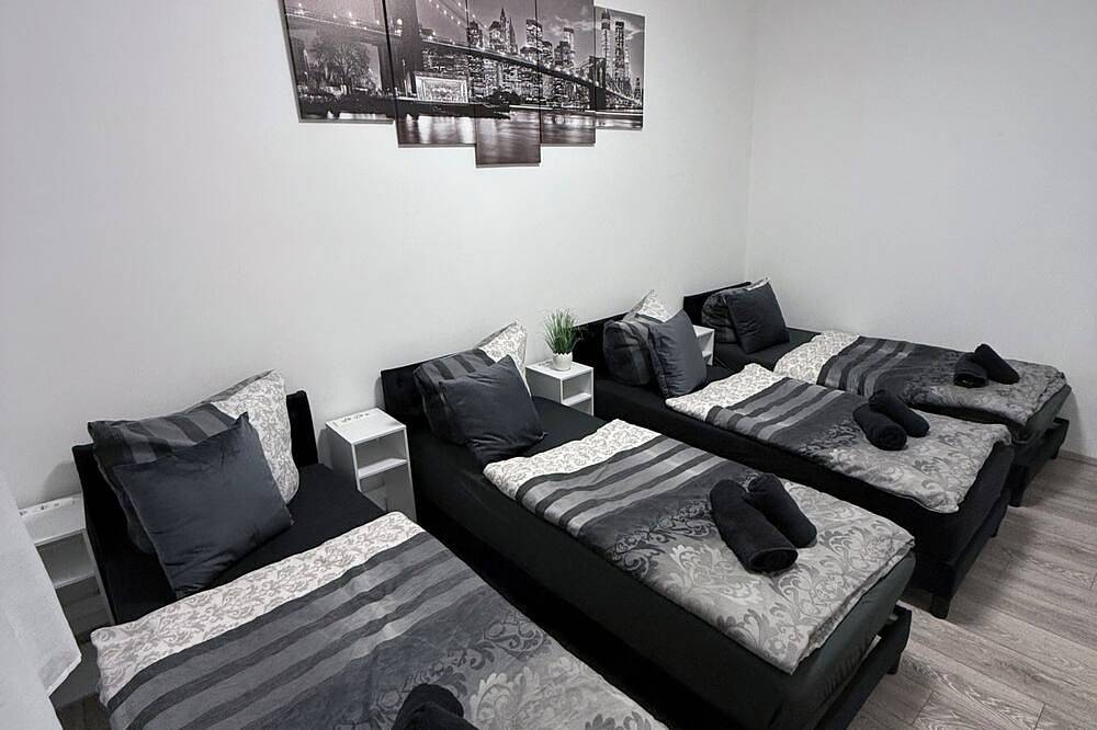 Ganze Wohnung, Ferienwohnung - modernes Heim Li-Apartments in Pforzheim, Nordschwarzwald