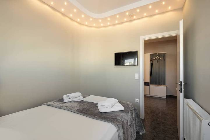 Entire apartment, Helios central luxury suite in Thessaloniki region