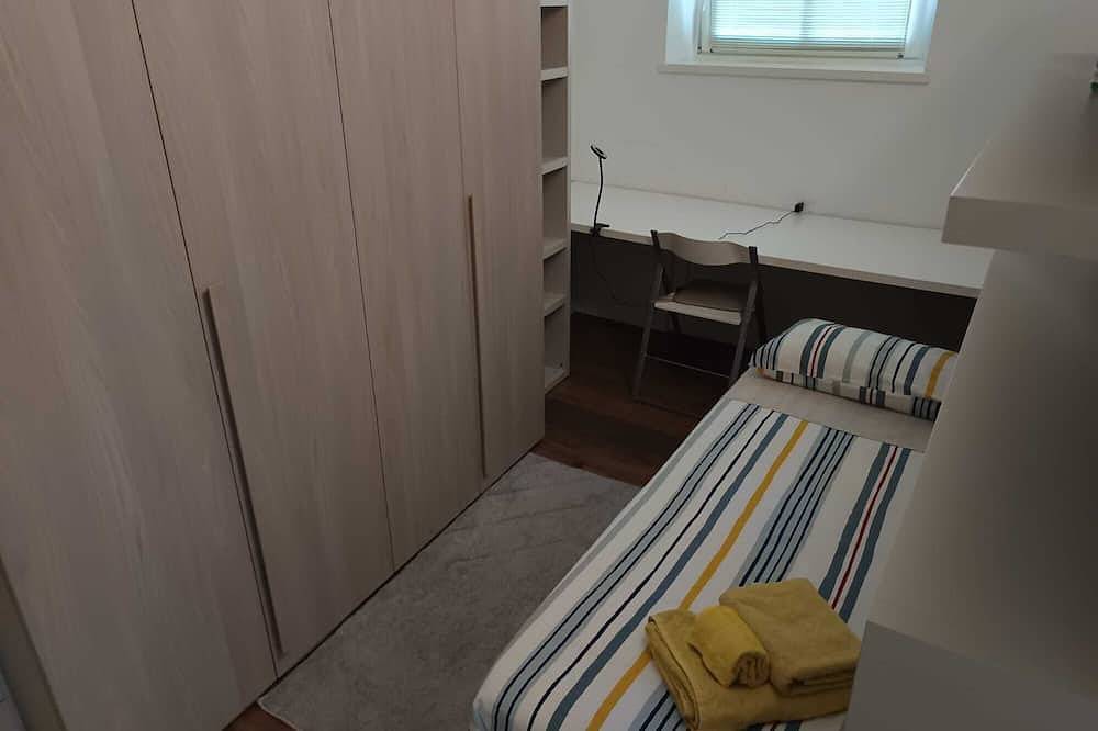 Appartamento intero, Intero apartamento in affitto per vacanza o per lavoro in pieno centro storico in Rovereto, Trentino