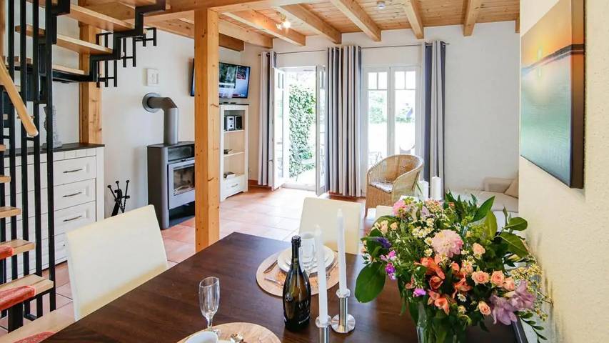 Ferienhaus für 6 Personen, mit Garten und Terrasse in Nienhagen