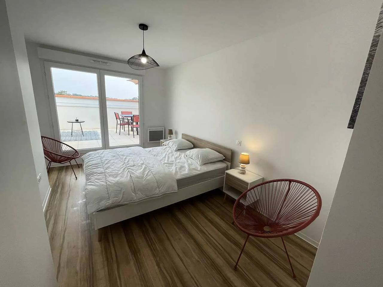 Ganze Wohnung, Neue Wohnung in der Nähe von Annehmlichkeiten für 6 Personen mit Parkplatz in Lacanau Ocean, Lacanau