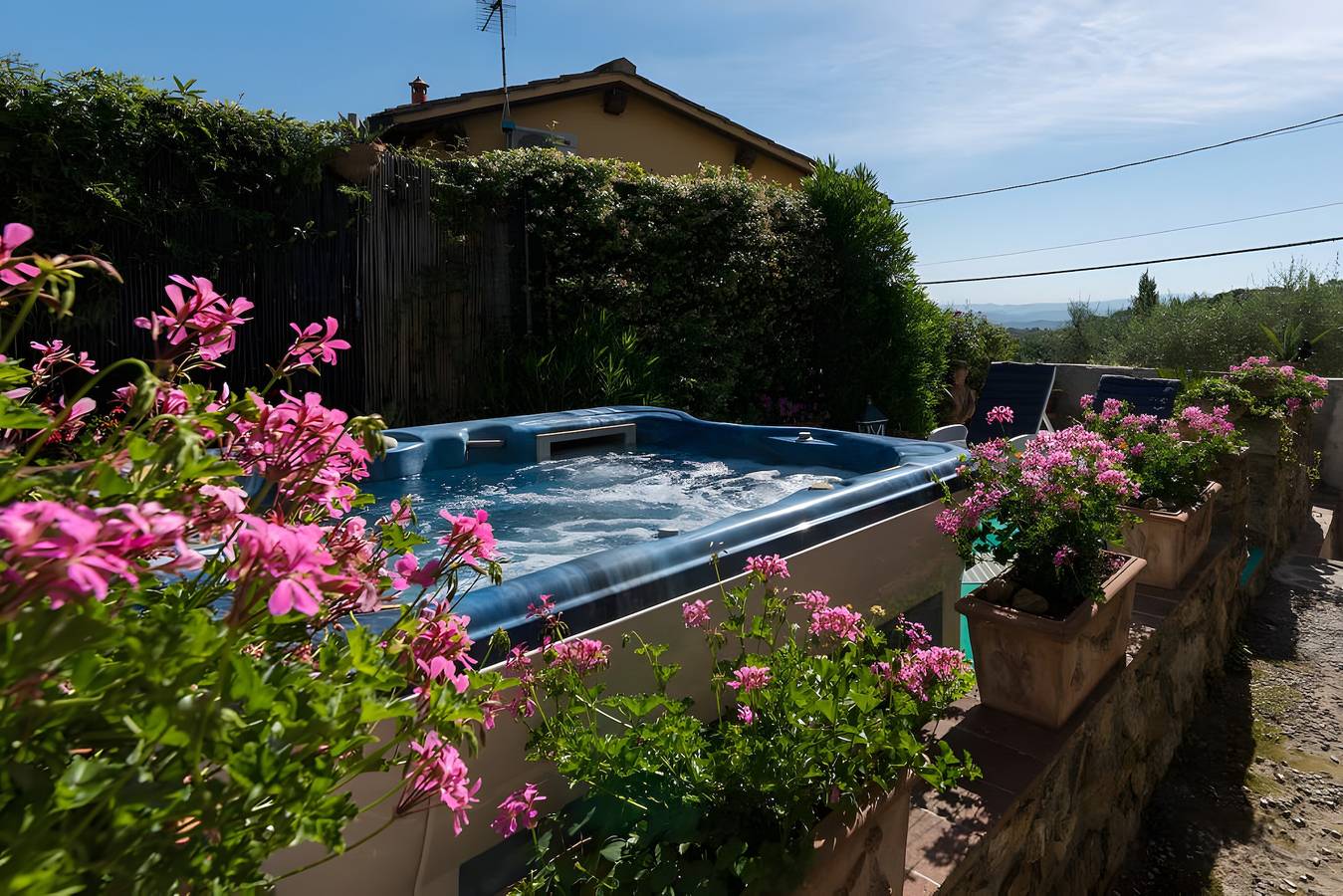 Villa historique avec vue sur Florence et bain à remous in Lastra a Signa, Province de Prato