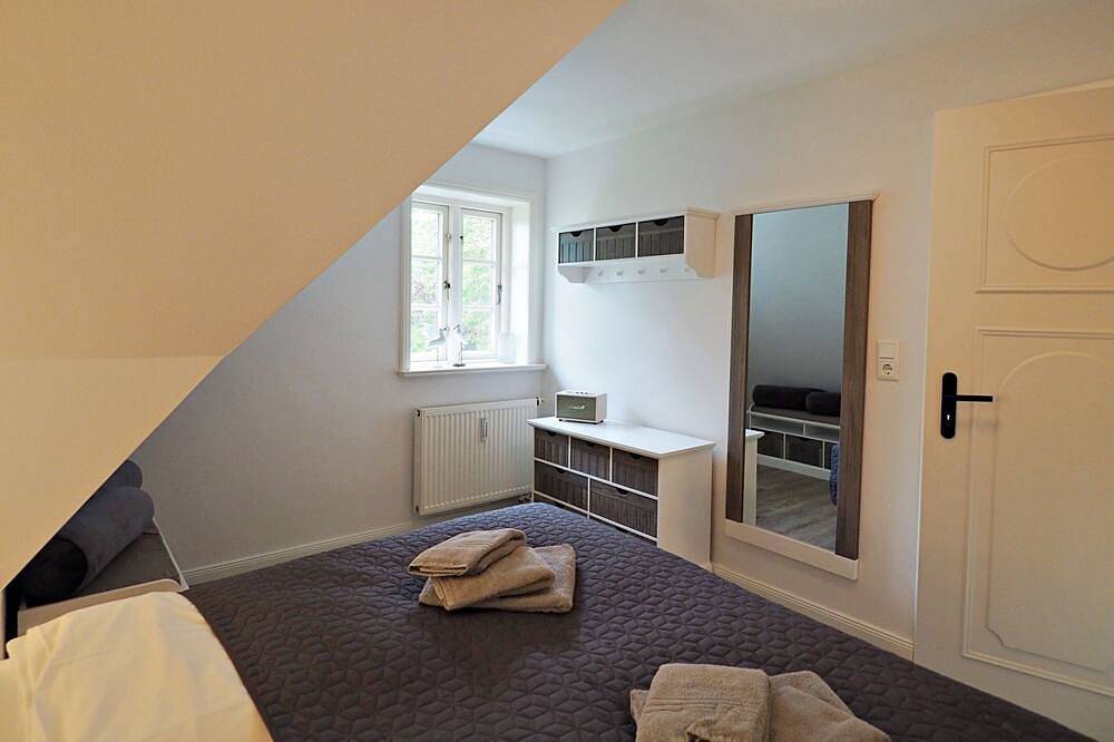 Ganze Wohnung, Dörpstrat 93a - Fewo Reet Suite in Oevenum, Föhr