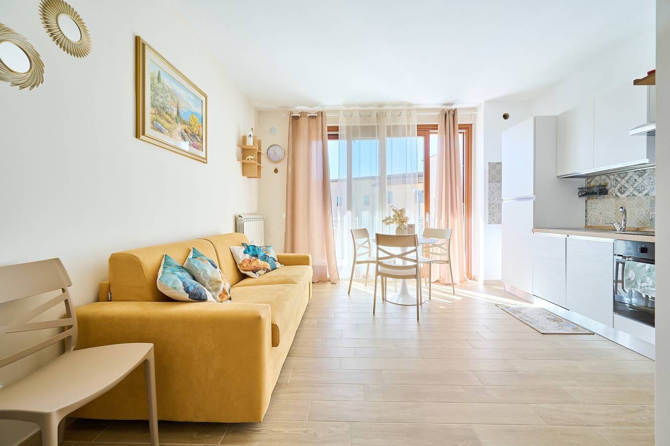 Apartamento entero, Apartamento 'Sara' con terraza privada, Wi-Fi y aire acondicionado in Massa Marittima, Provincia de Grosseto