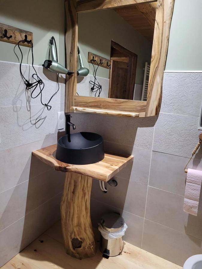 Location de vacances pour 9 personnes, avec vue à Alleuze - 3