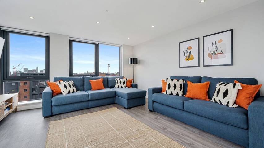 Ganze Wohnung, Host & Stay | The Baltic Penthouse 2 in Liverpool, Merseyside