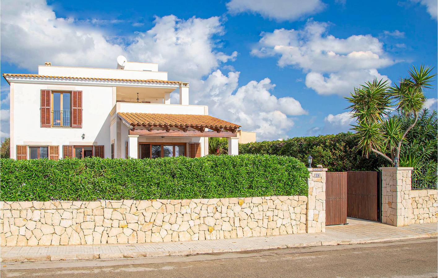 Apartment mit Meerblick, Terrasse, Pool und Grill in Santanyí, Mallorcas Küste