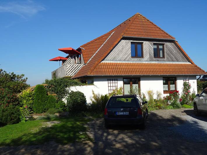 Ferienwohnung für 3 Personen, mit Balkon/Terrasse und Balkon sowie Garten und Ausblick auf Eiderstedt - 2