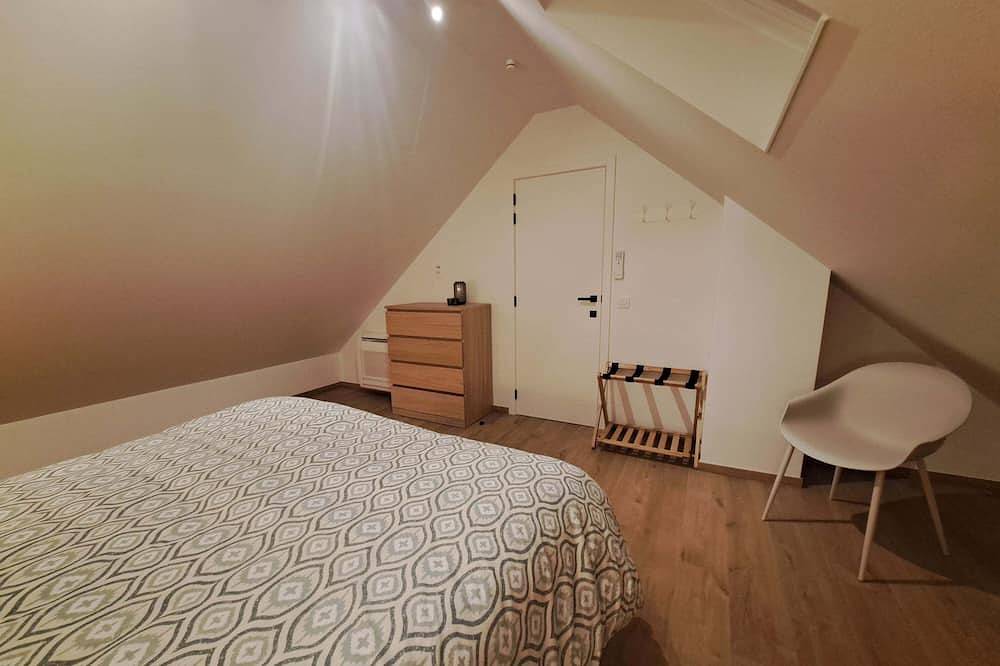 L' Avventura is within walking distance of Bellewaerde amusement park and near Ypres in Zonnebeke, Westflandern