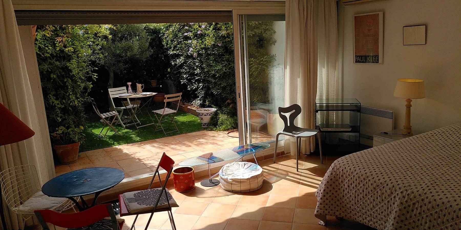 Estudio entero, Pretty T1 with garden by the sea in Saint-Laurent-du-Var, Region de Cannes