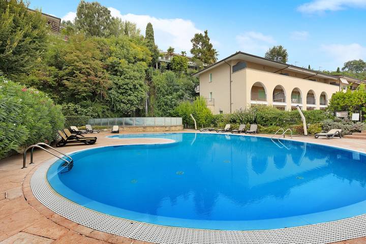 Ferienwohnung für 4 Personen, mit Garten und Seeblick in Manerba del Garda