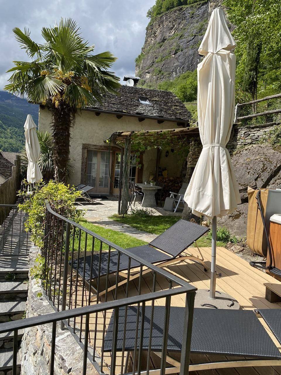Top -Rustico mit Aussenwhirlpool beheizt und Sauna in Acquarossa, Lepontinische Alpen