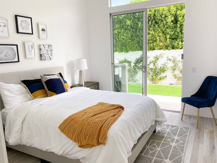 Vacation rental for 8 people, with terrace in La Quinta (CA)