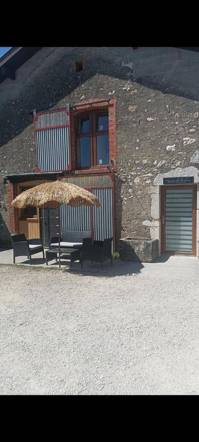 Maison de vacances pour 6 personnes, avec terrasse ainsi que vue et piscine