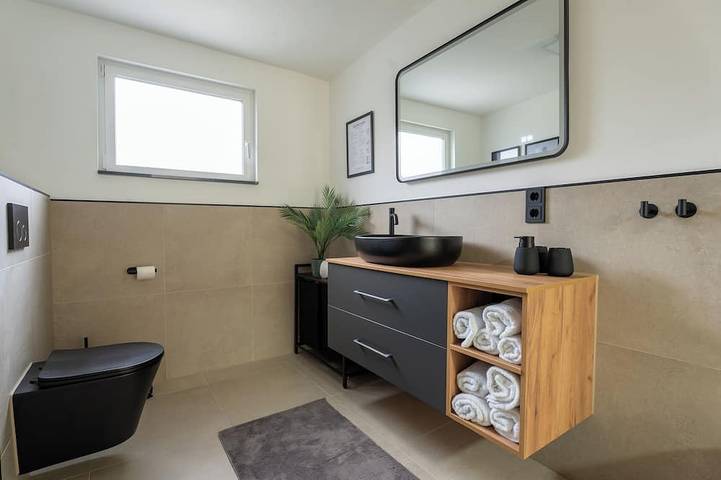 Ganze Wohnung, Apart79 Modern Industrial Design 3Room with Terrace und Garden Free Parking in Hamm, Ruhrgebiet