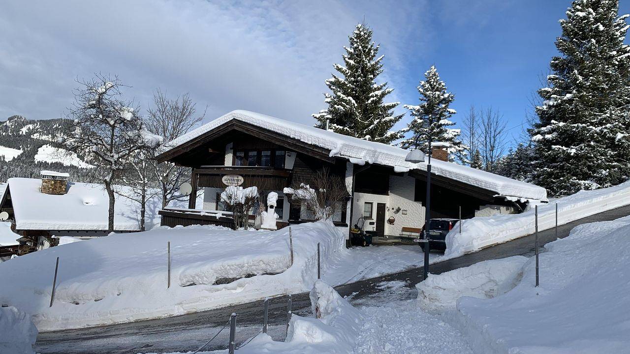 Geheel vakantieappartement, Vakantieappartement voor 7 personen met balkon in Mittelberg, Allgäuer Alpen (Oostenrijk)
