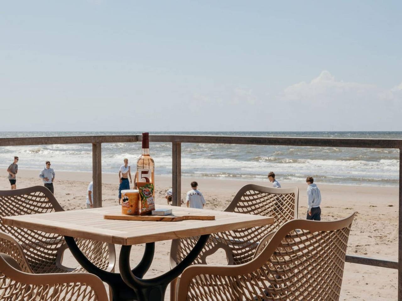 Strandhaus in den Niederlanden am Meer in Petten, Noord-Holland - Nordseeküste